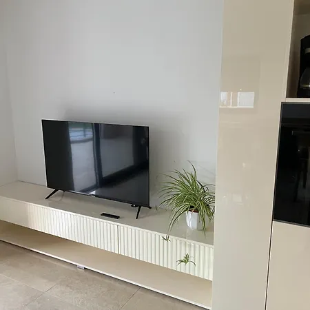 Apartmanska Sa Bazenom Klarika *