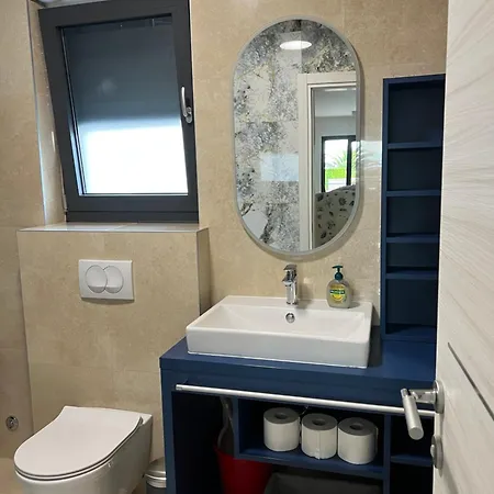 Apartmán Apartmanska Sa Bazenom Klarika Vantacici